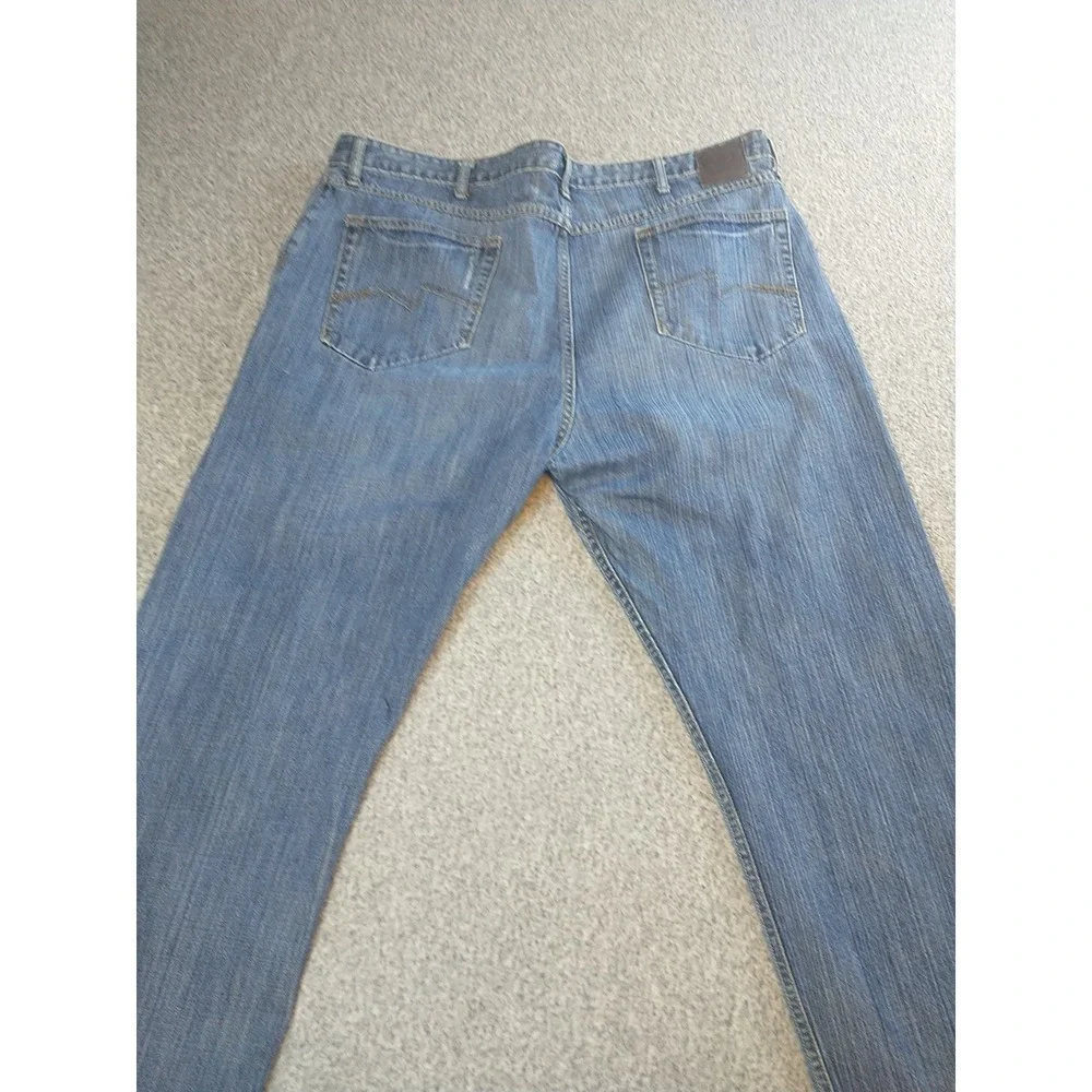 Wrangler straight fit
